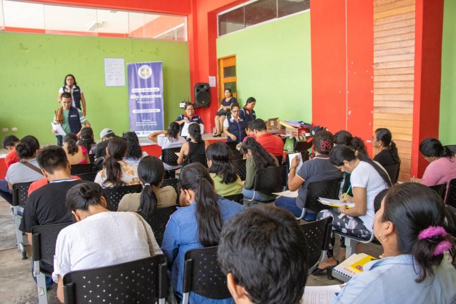 ACTORES SOCIALES PARTICIPAN DE CAPACITACI&Oacute;N