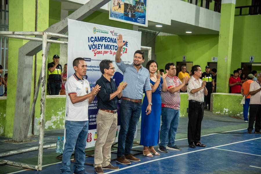 ALCALDE INAUGURA CAMPEONATO DE V&Oacute;LEY MIXTO 2023