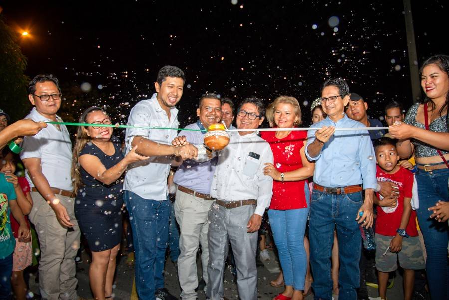ALCALDE INAUGURA PROYECTO DE ASFALTADO EN EL BARRIO SAN JUAN