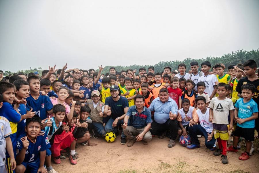ALCALDE INAUGUR&Oacute; ESCUELA DEPORTIVA EN MIGUEL GRAU KM.40