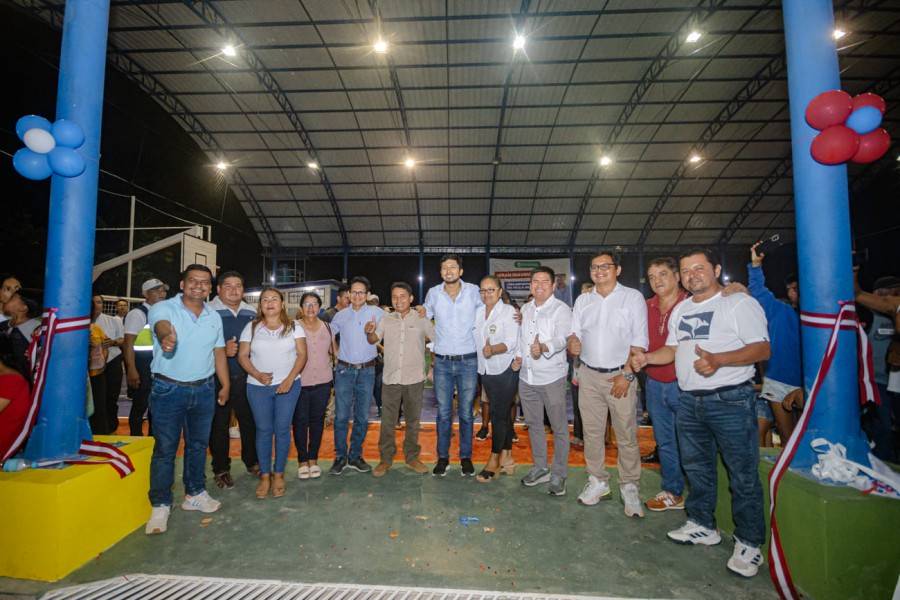 &iexcl;ALCALDE INAUGUR&Oacute; LOSA DEPORTIVA DE GRAU KM. 40!