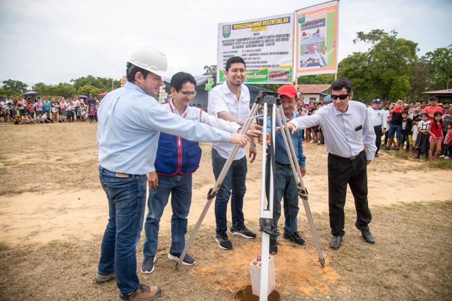 ALCALDE PARTICIP&Oacute; EN COLOCACI&Oacute;N DE PRIMERA PIEDRA EN JEBEROS
