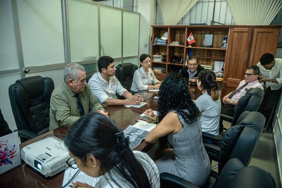 ALCALDE REAFIRMA SU COMPROMISO CON LA UNAAA