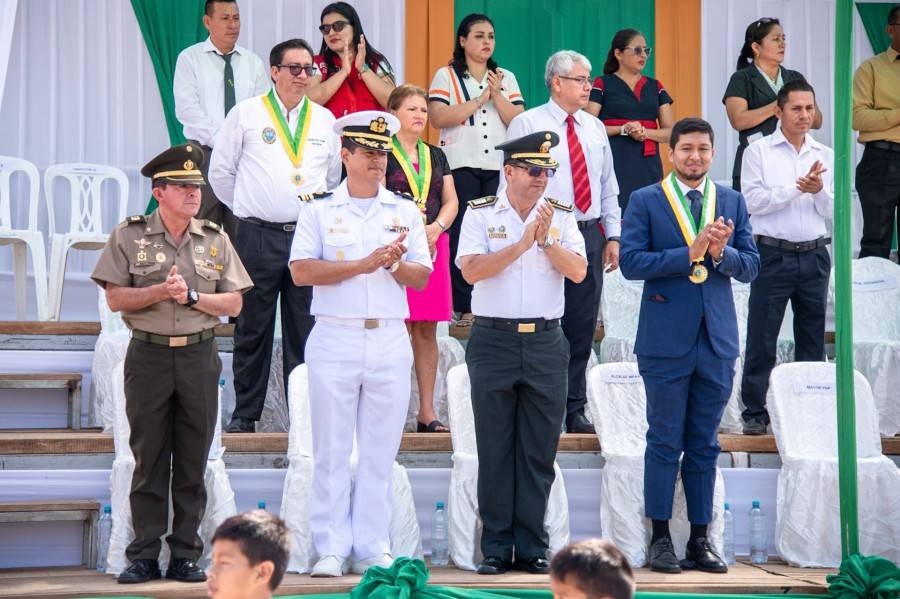 ALCALDE SALDA&Ntilde;A CELEBRA 35&deg; ANIVERSARIO DE LA PNP EN CEREMONIA PATRI&Oacute;TICA DE YURIMAGUAS