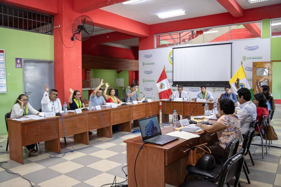 CONCEJO MUNICIPAL APRUEBA CAMBIO DE UNIDAD EJECUTORA DE PROYECTOS DE ASFALTADO