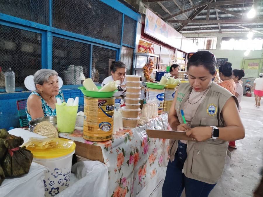 DIVISI&Oacute;N DE SANIDAD MUNICIPAL REALIZ&Oacute; OPERATIVO INOPINADO EN MERCADO CENTRAL