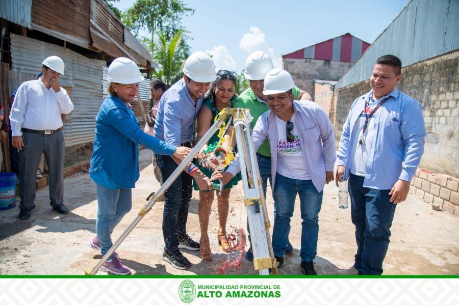 &iexcl;HOY COLOCAMOS LA PRIMERA PIEDRA DEL LOCAL COMUNAL EN EL BARRIO LAS VIOLETAS!
