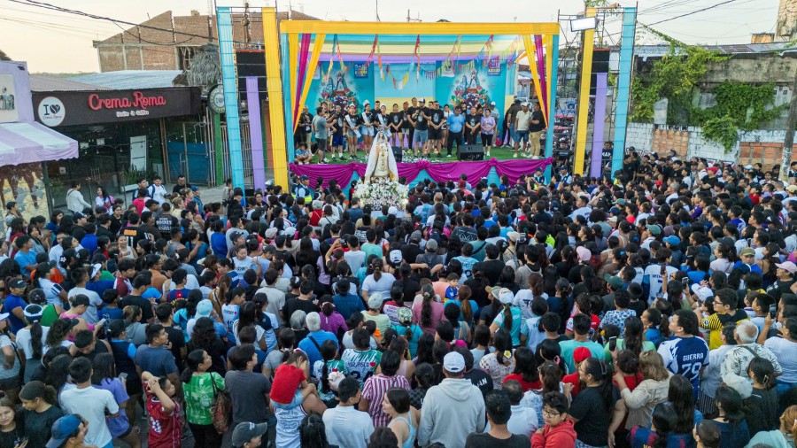 &iexcl;M&Aacute;S DE 6 MIL PERSONAS DIERON INICIO A LA FIESTA PATRONAL VIRGEN DE LAS NIEVES Y LA 32 SEMANA TUR&Iacute;STICA!