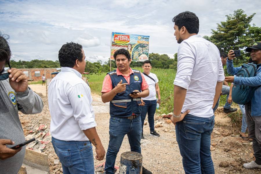 MPAA CONSTRUYE PUENTE ALCANTARILLA EN A.H. LA CAMPI&Ntilde;A