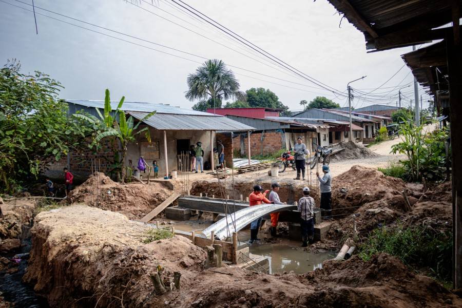 MPAA CONSTRUYE PUENTE ALCANTARILLA EN A.H. PUEBLO LIBRE