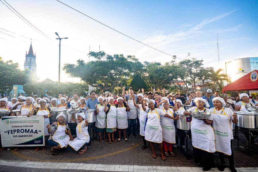 MPAA ENTREG&Oacute; POR PRIMERA VEZ KITS DE COCINA A 10 COMEDORES POPULARES