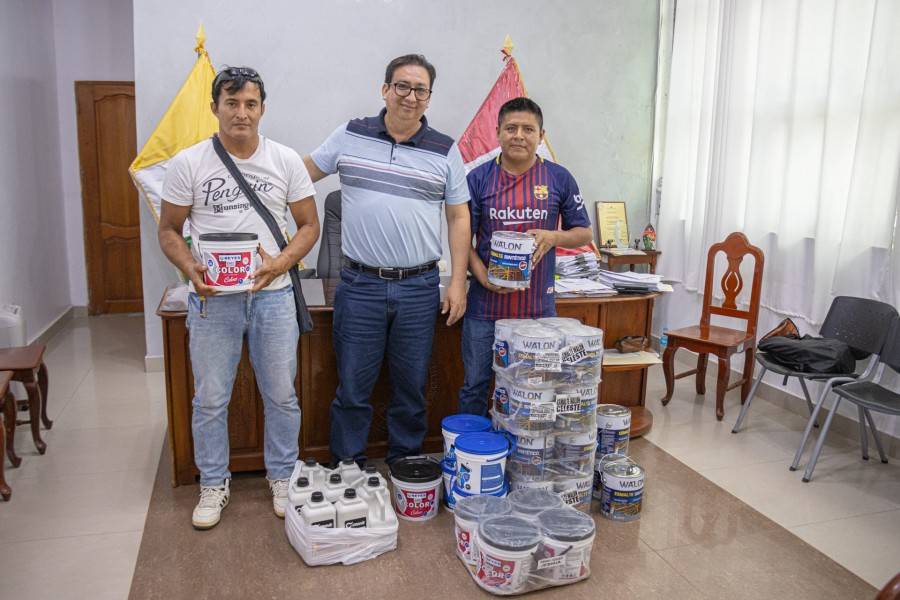 MPAA REALIZA ENTREGA DE PINTURA EN CASER&Iacute;O 30 DE AGOSTO &ndash; KM. 17