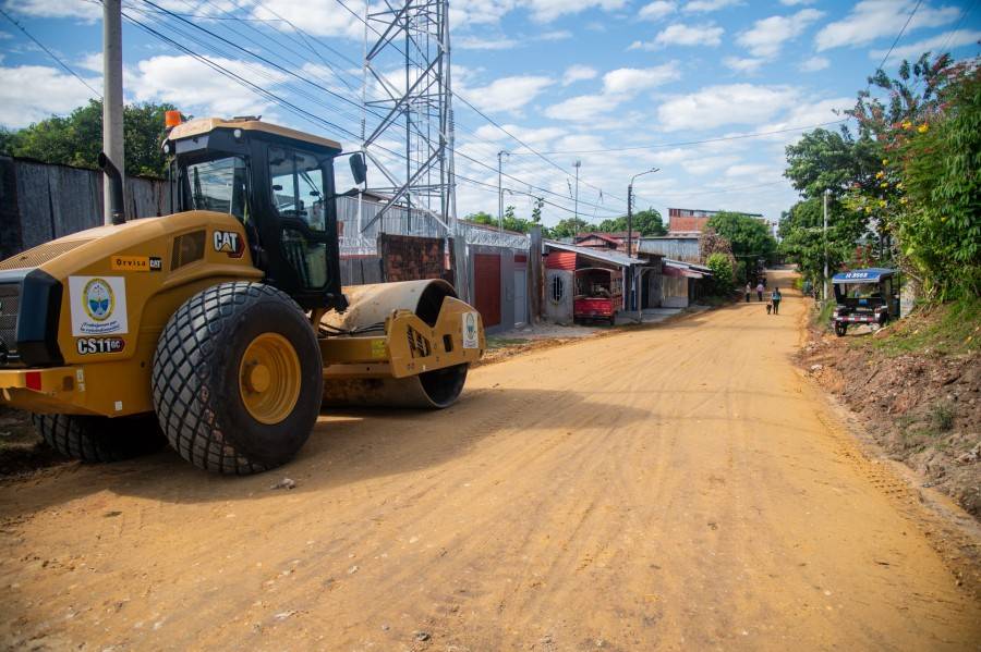 MPAA REALIZA MANTENIMIENTO DE CALLES EN 02 FRENTES