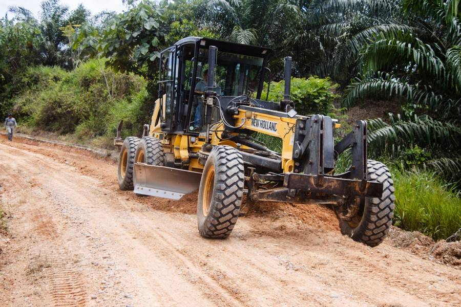MPAA Y GSRAA REALIZAN MANTENIMIENTO A LA TROCHA MUNICHIS - MICAELA