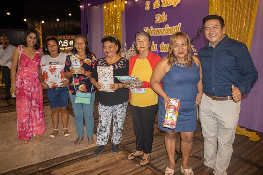 PASEO DE VACA LOCA Y NOCHE CULTURAL POR EL D&Iacute;A DE LA MUJER