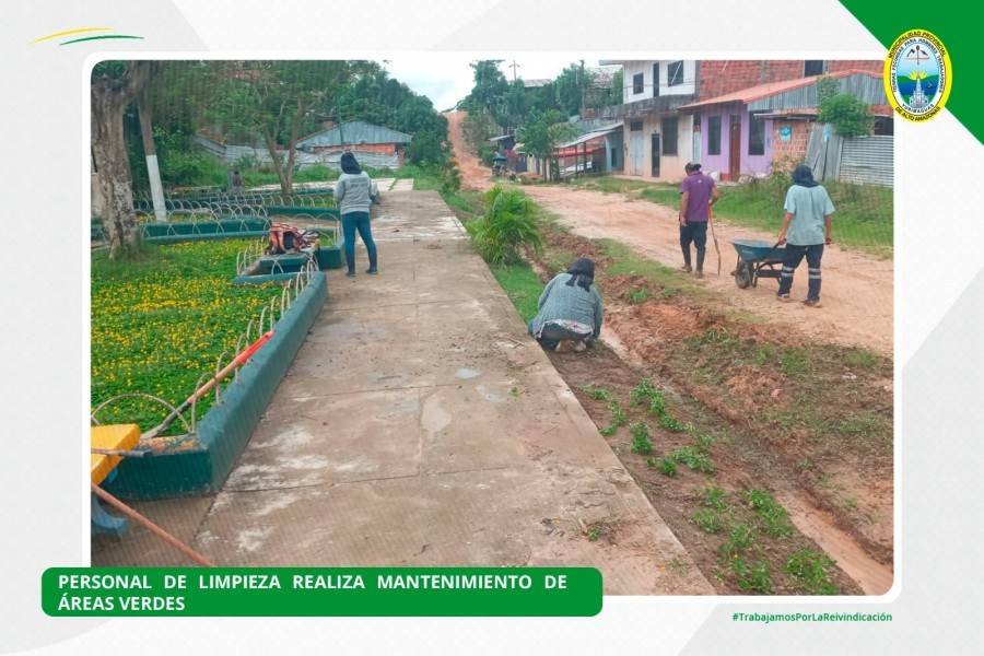PERSONAL DE LIMPIEZA REALIZA MANTENIMIENTO DE ÁREAS VERDES