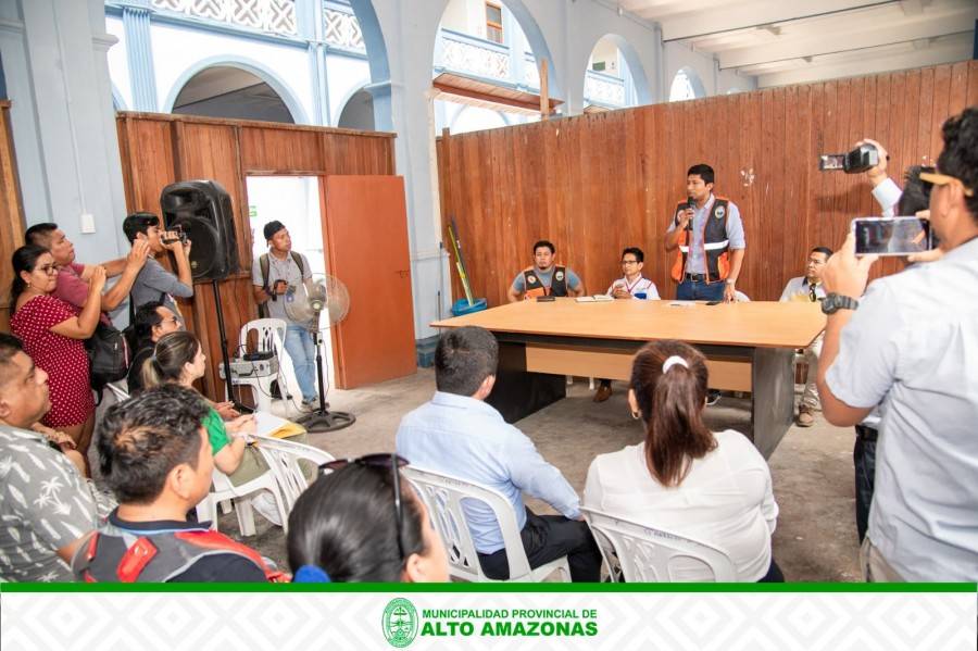 PLATAFORMA PROVINCIAL DE DEFENSA CIVIL SE REUNI&Oacute; PARA COORDINAR APOYO A DAMNIFICADOS TRAS INCENDIO