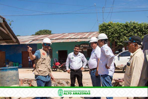 REGIDORES Y GERENTE MUNICIPAL  SUPERVISAN AVANCE DE OBRAS