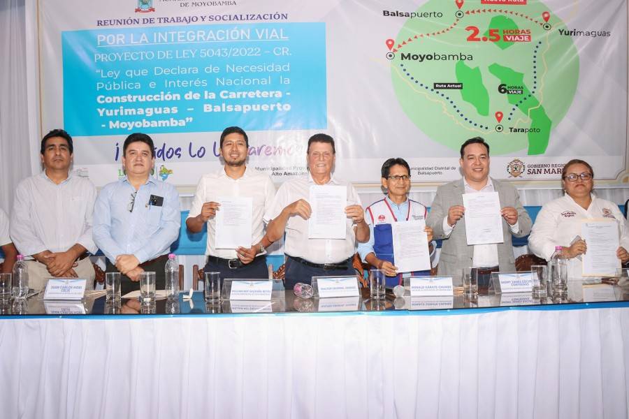 REUNI&Oacute;N SOBRE LA CARRETERA YURIMAGUAS - BALSAPUERTO &ndash; MOYOBAMBA CON ACUERDOS PARA EL BENEFICIO DE LAS FAMILIAS