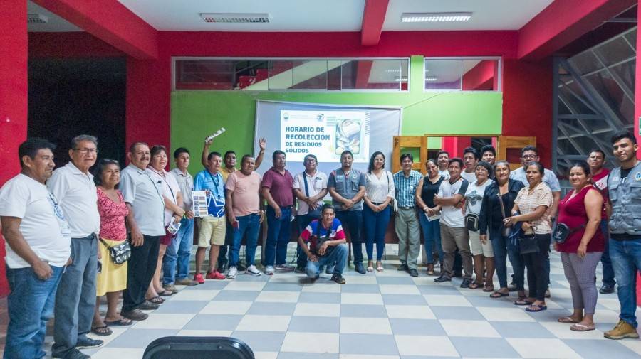 SOCIALIZANDO EL HORARIO DE RECOLECCI&Oacute;N DE RESIDUOS S&Oacute;LIDOS