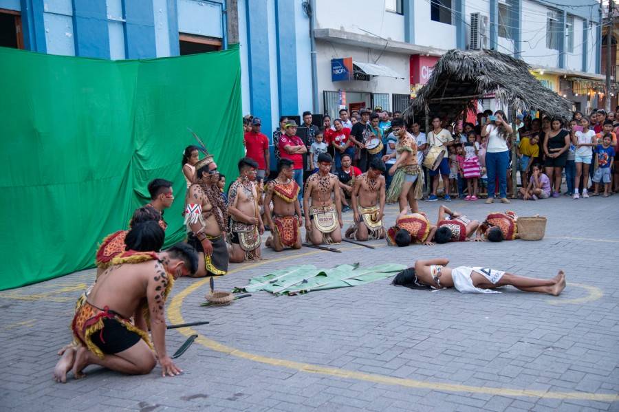 TEATRO VIVENCIAL: LA HISTORIA DE LA FUNDACI&Oacute;N DE YURIMAGUAS COBRA VIDA ANTE LA COMUNIDAD