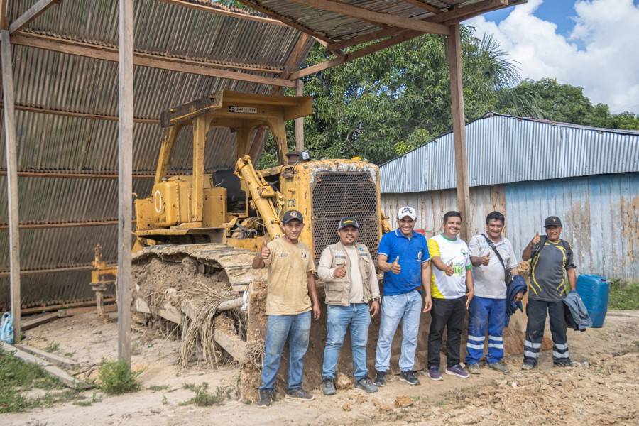 &iexcl;TRACTOR SOBRE ORUGA DE PROVIDENCIA YA FUNCIONA!