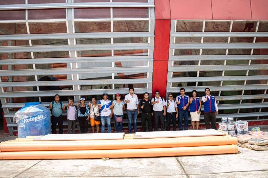 "&iexcl;TU ALCALDE TE ESCUCHA!": ROY SALDA&Ntilde;A ENTREG&Oacute; TANQUE PARA AGUA Y MATERIALES DE CONSTRUCCI&Oacute;N